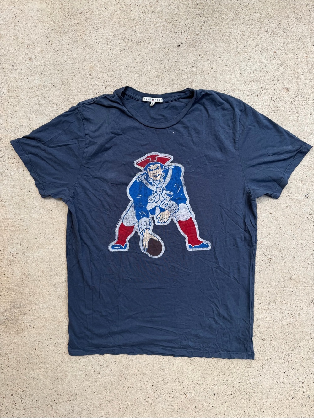 Junk Food Patriots Pat Patriot Vintage Graphic Tee Navy NFL Shirt XL
